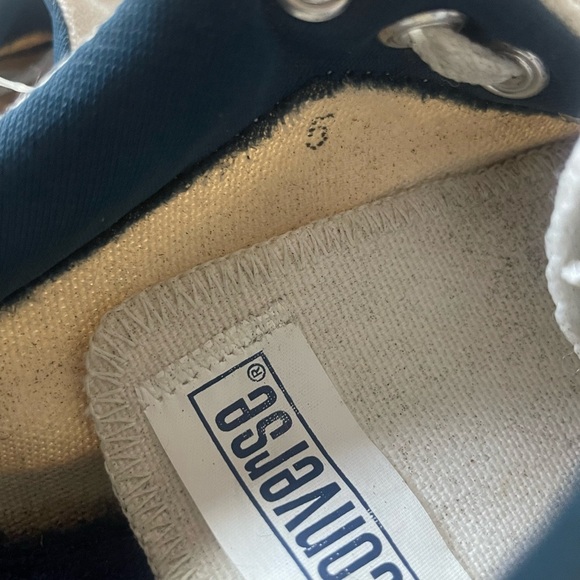 🆕Converse Deadstock Vintage Shoes Canvas Lace Up Size 5 NWT - Picture 11 of 11